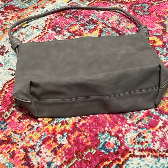 8 Other Reasons Betsy Slouch Tote